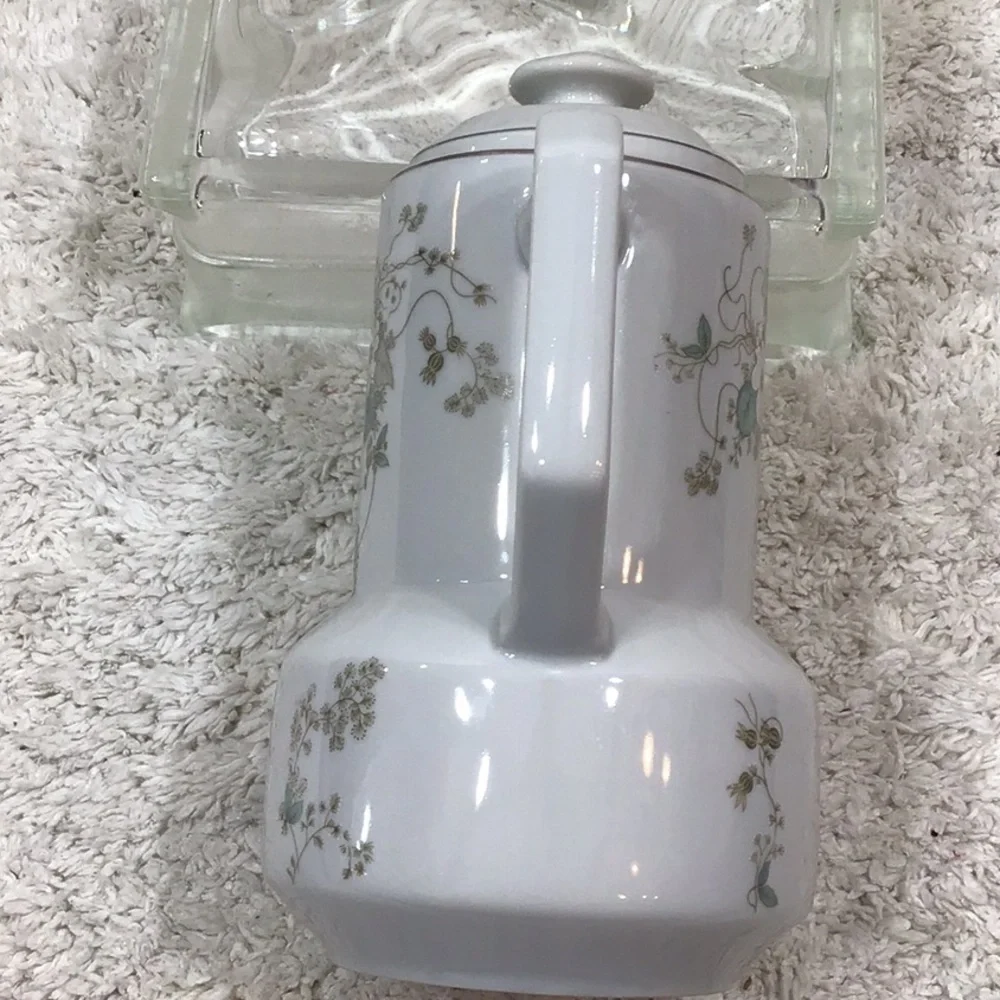 N/A porcelain white